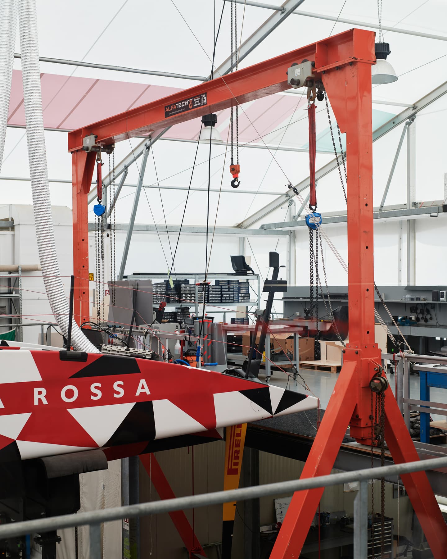 Luna Rossa — 15