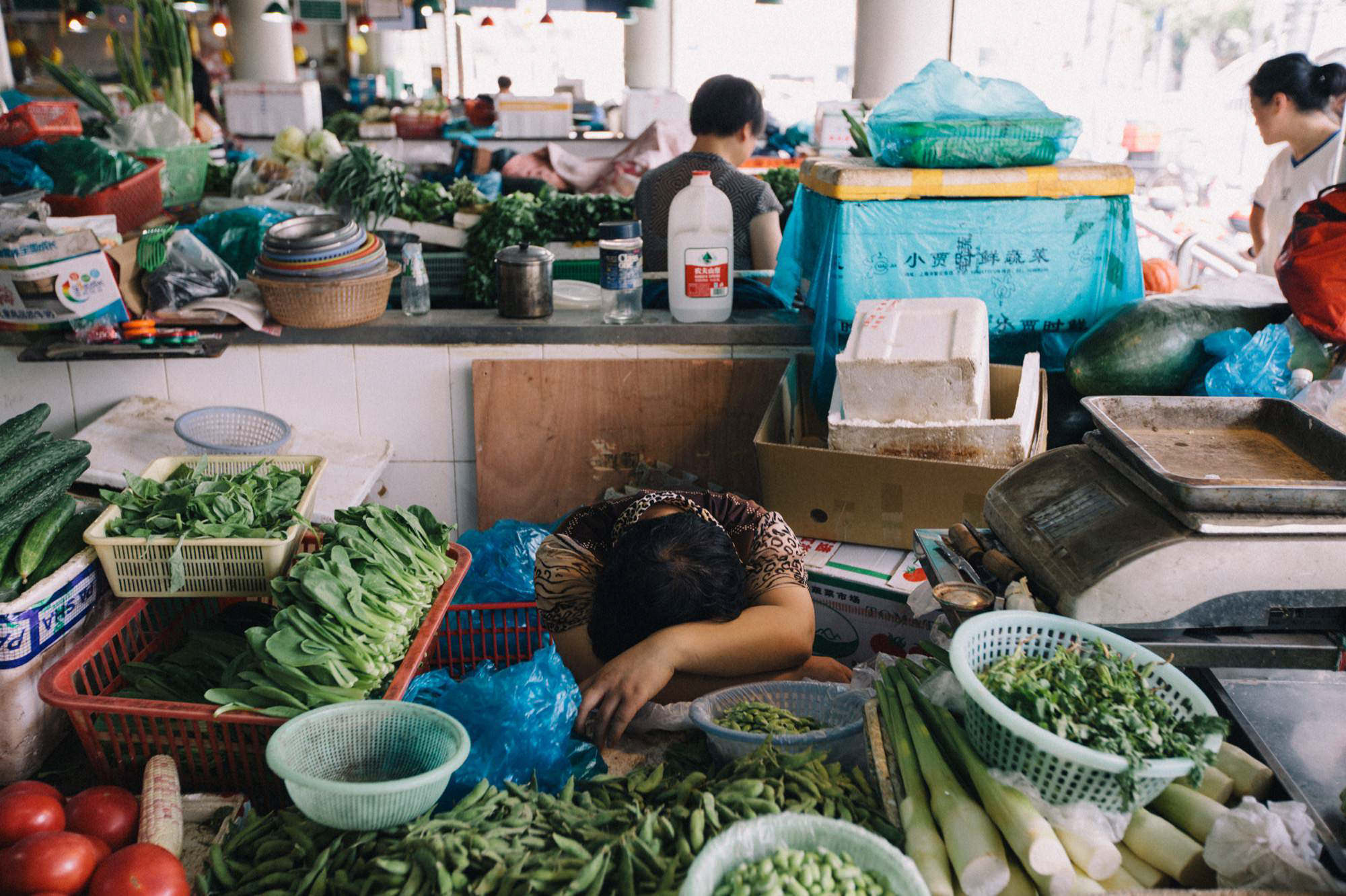 China Never Sleeps — 13